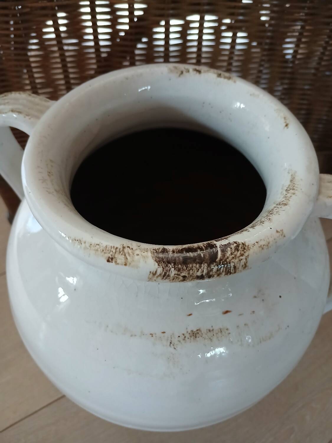 White glazed stoneware jar / pottery