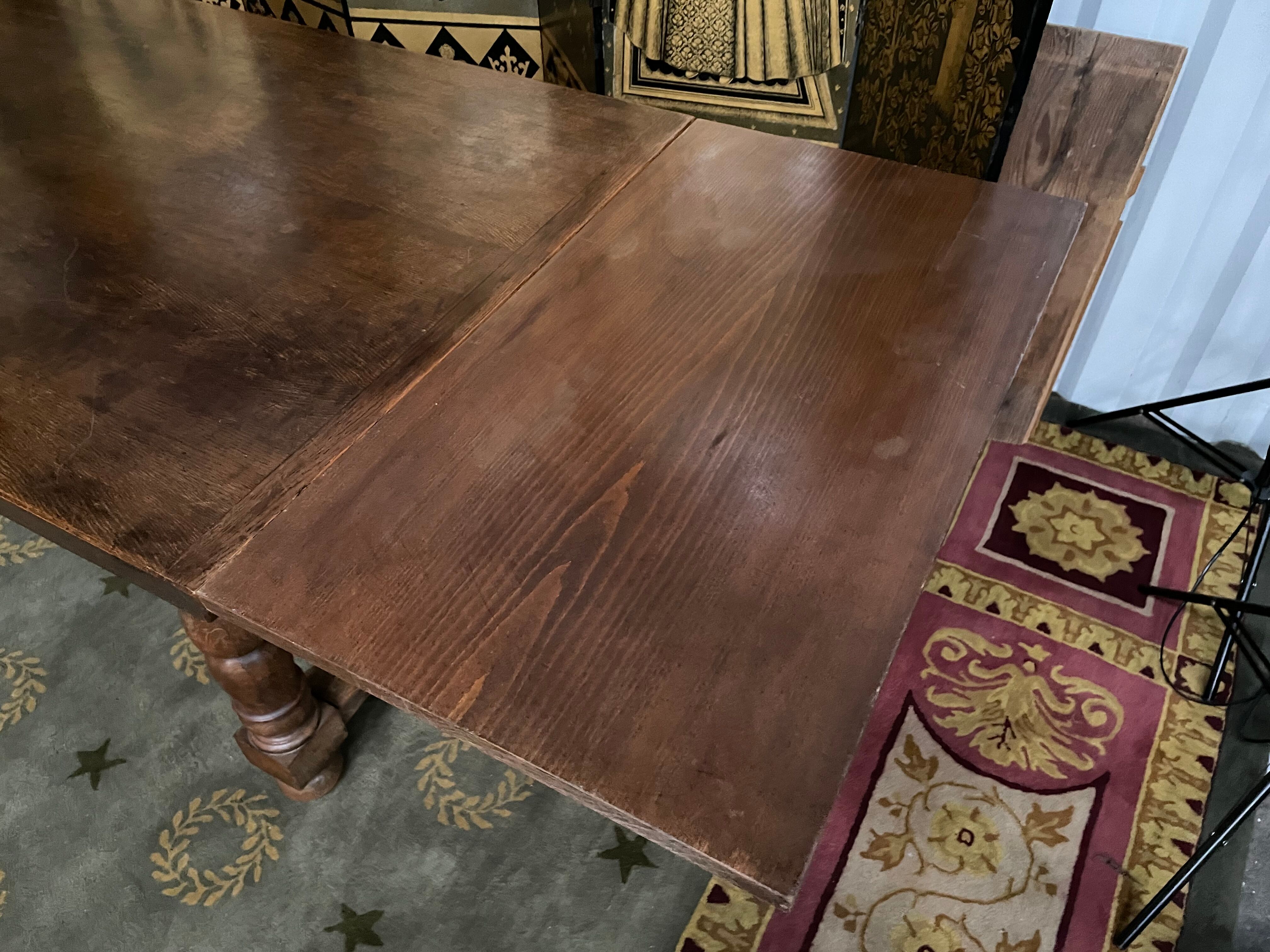Louis XIII style farmhouse table solid oak + 2 extensions
