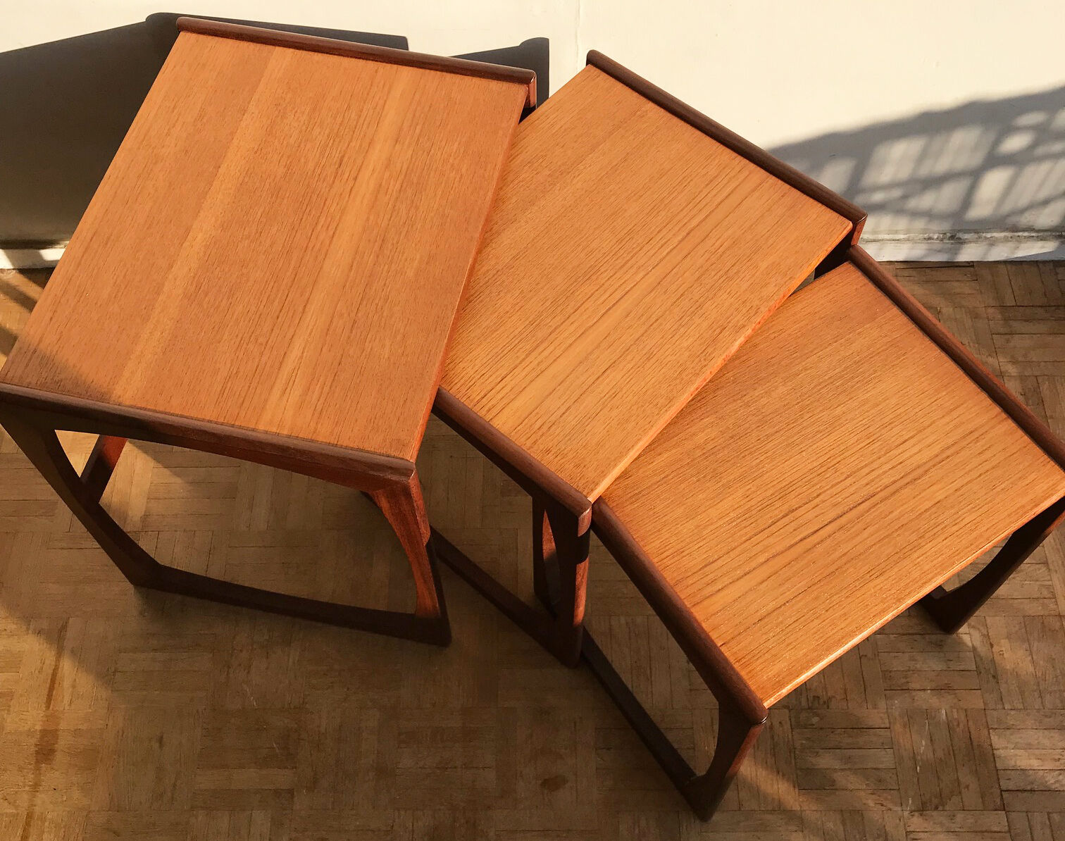 Tables basses gigognes en teck - Edition G Plan