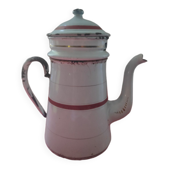 Cafetière en tôle émaillée blanche à filets rouges et dorés