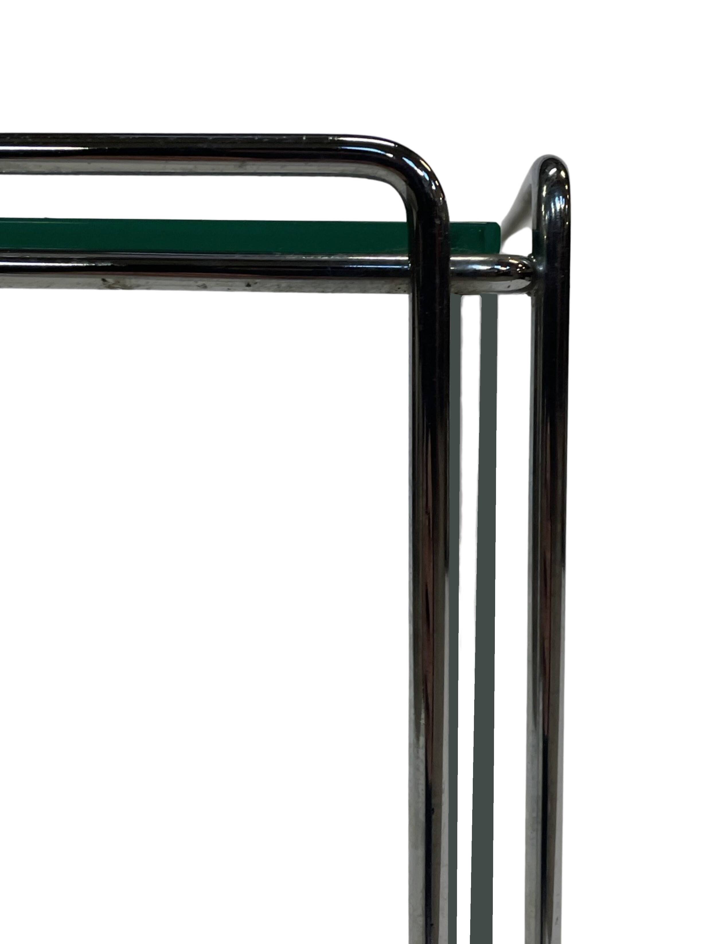 Table d'appoint de Max Sauze, éditée par "isocèle" Design