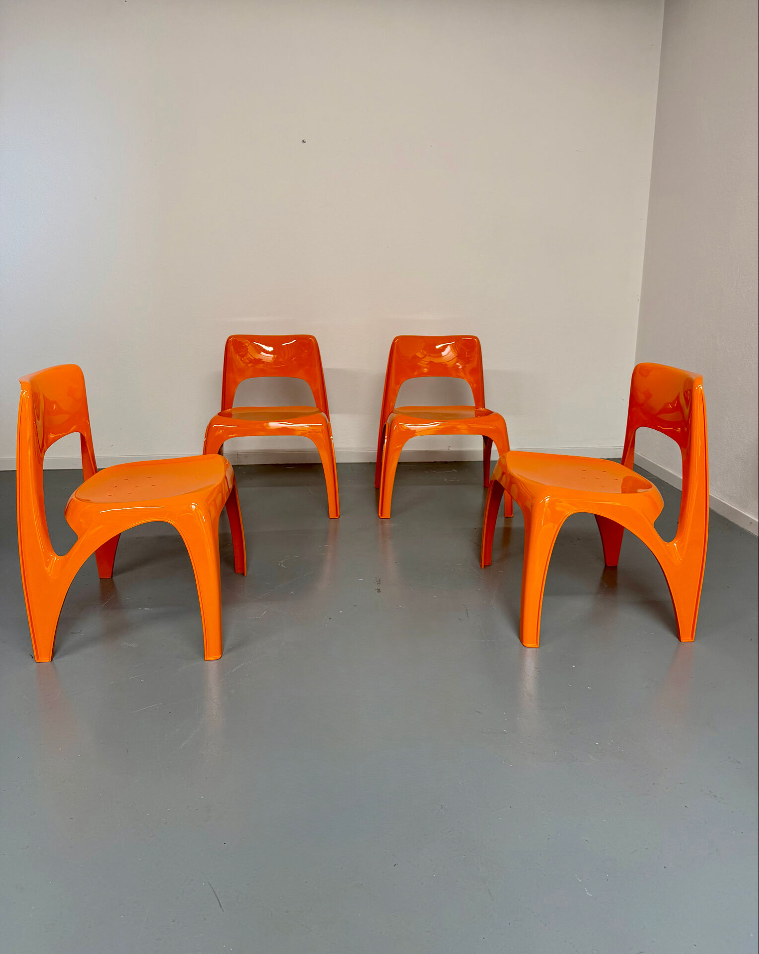 Table and 4 dining chairs designed by Preben Fabricius, Interplast, 1970s.