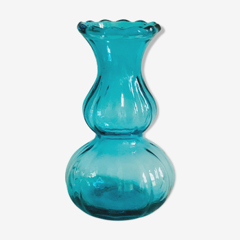 Vintage vase in blue molded glass H22cm