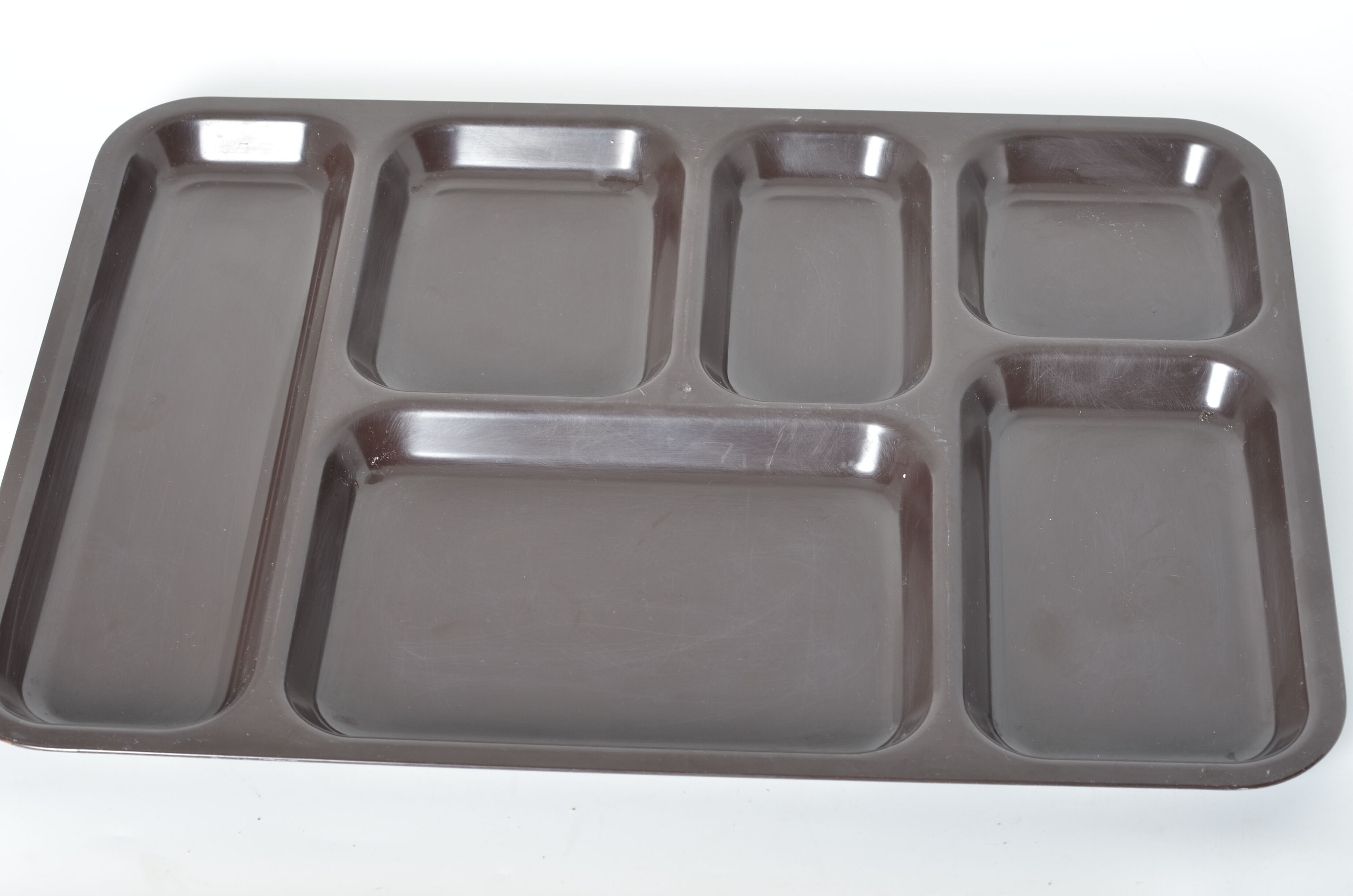 Compartmentalized meal tray 1970