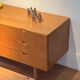 Commode scandinave vintage en chêne doré "Ebba"