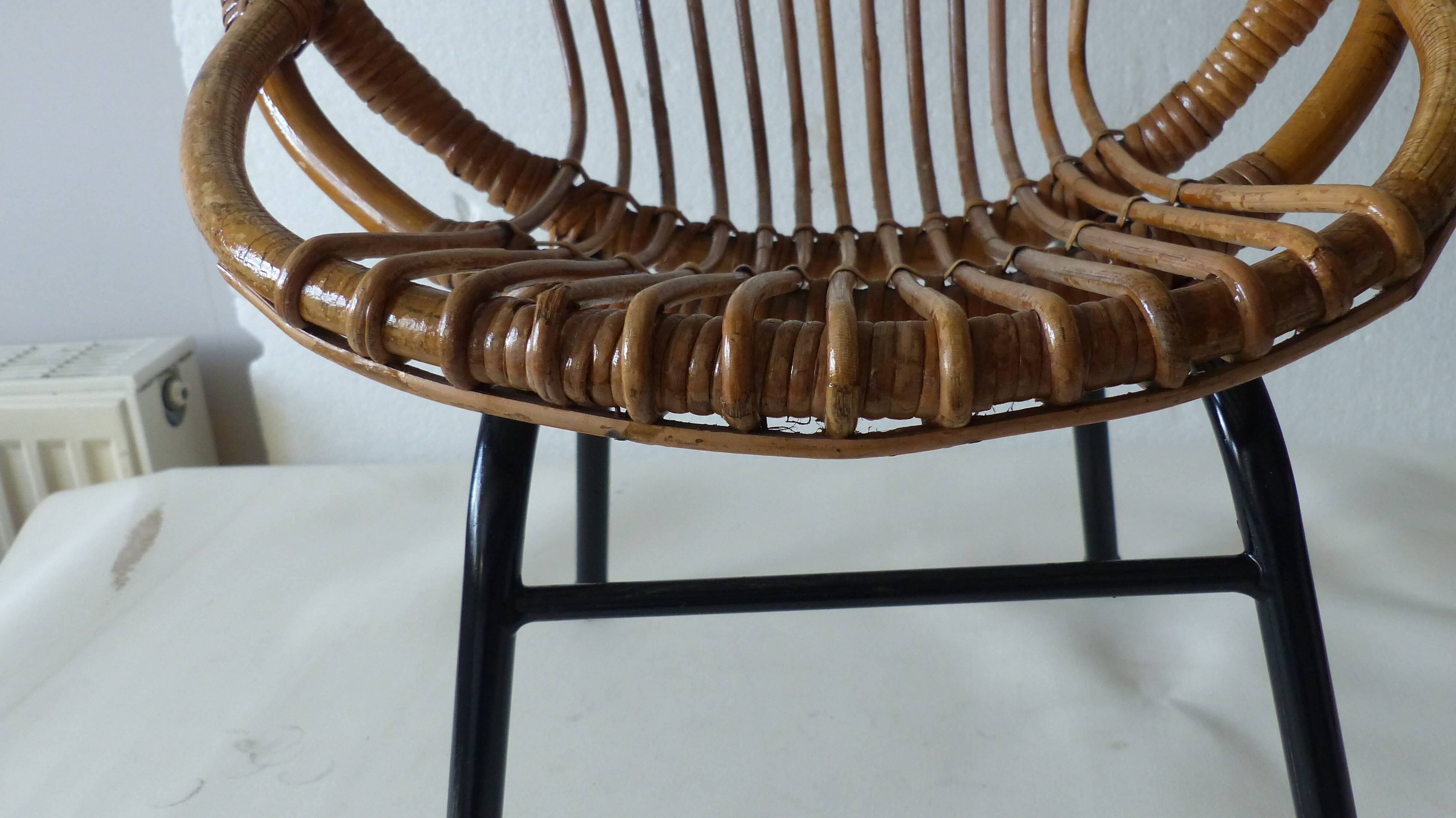 basket chair