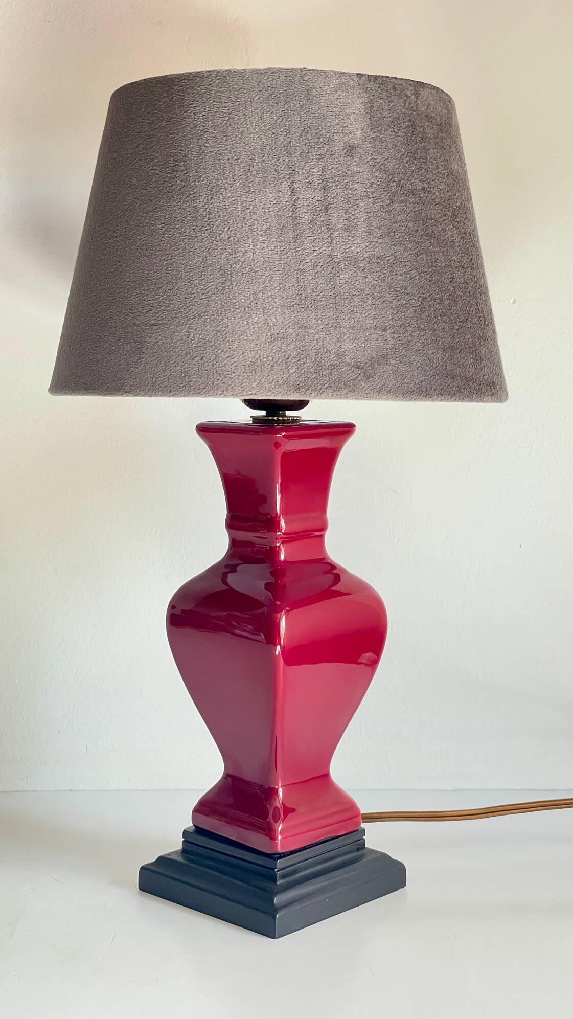VINTAGE Chic Ceramic and Velvet LAMP
