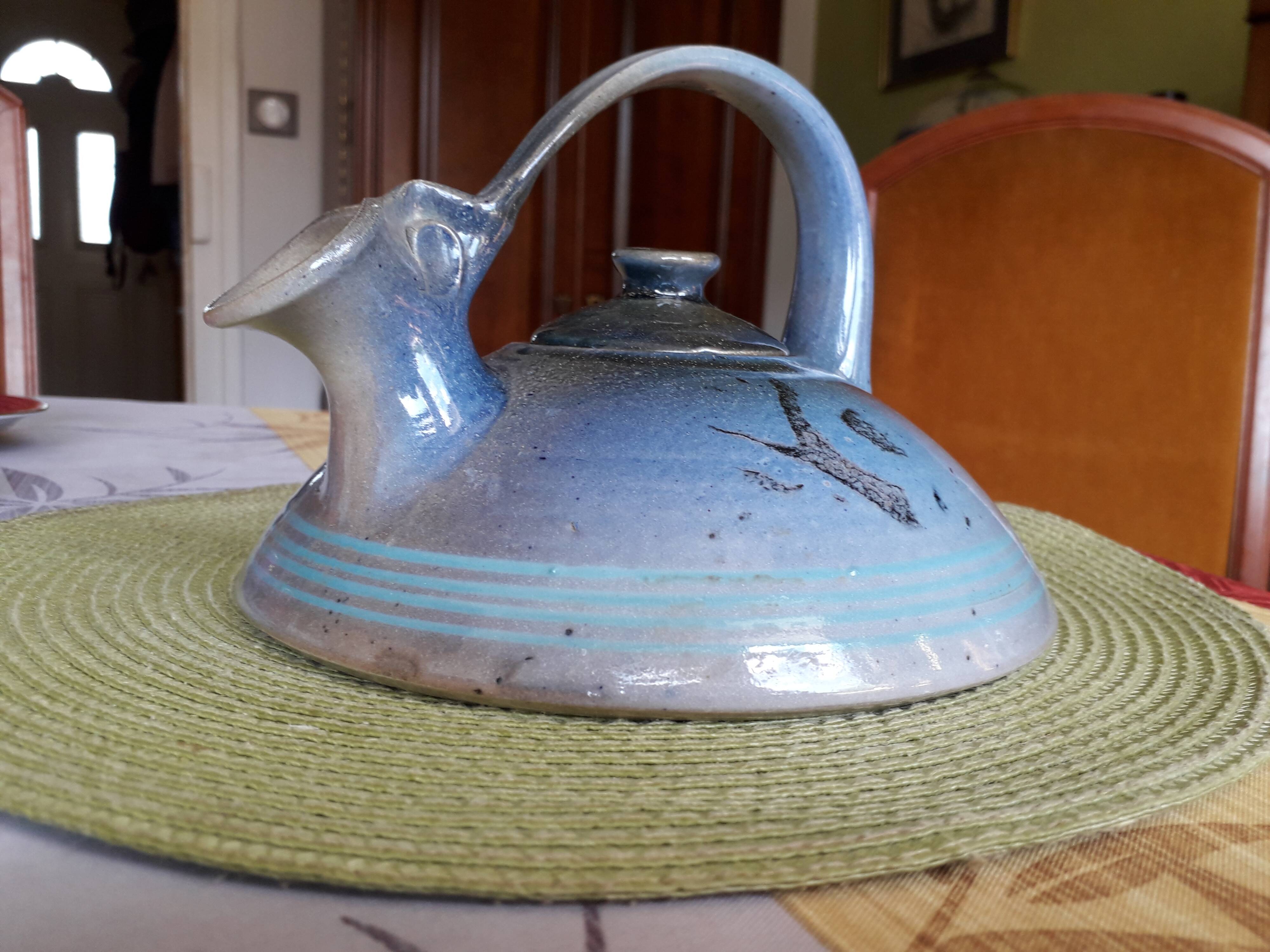 Ceramic teapot signed by the potter jean-luc pirot.