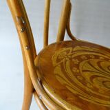 Vienna bistro chair N°18 wood-curved by KOHN, 1910 wooden seat,