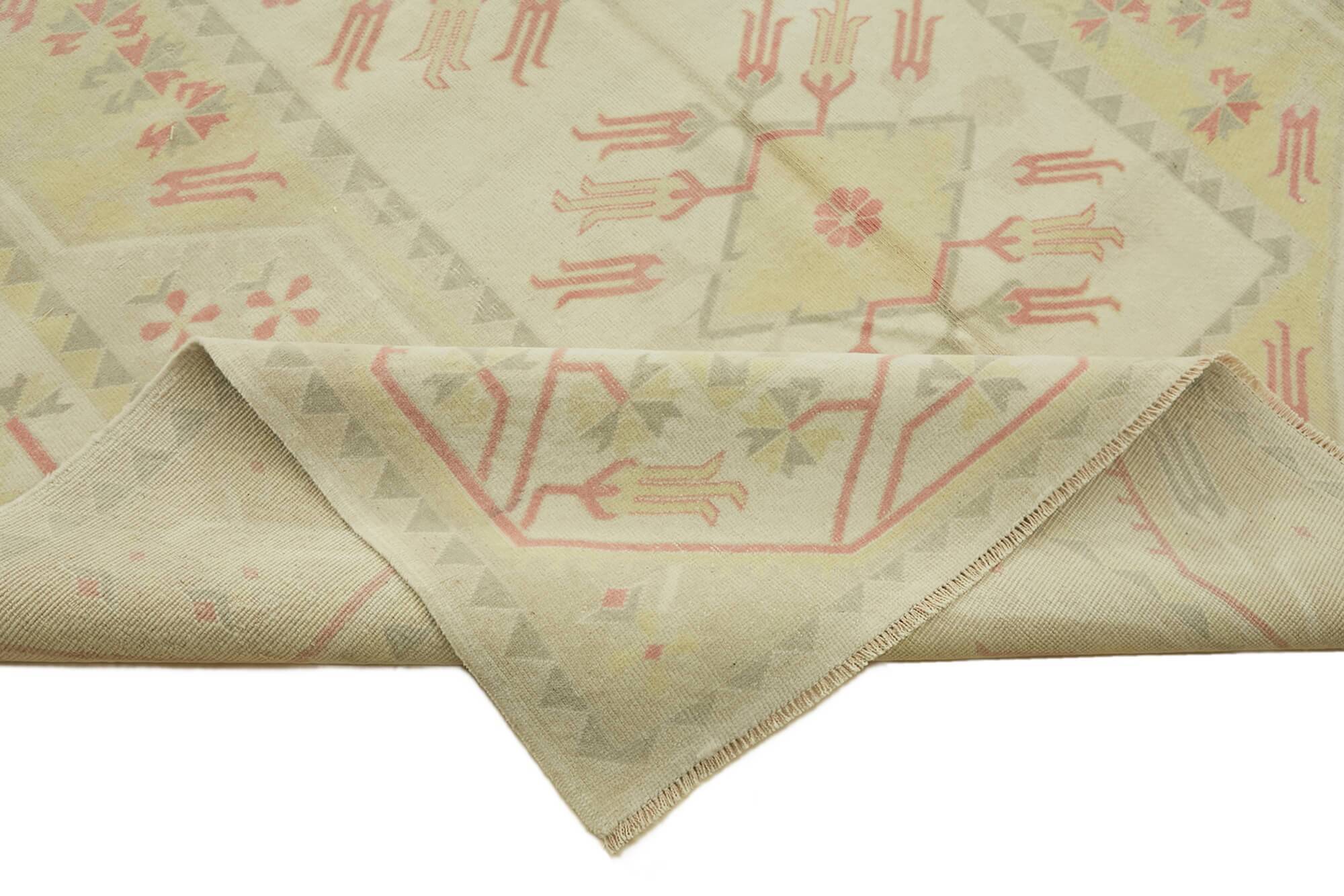 Turkish Vintage Anatolian Rug 196 cm x 270 cm
