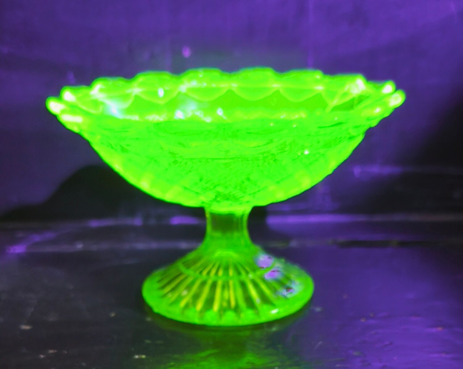 Pocket tray ring holder in ouraline by Fennec in Saar