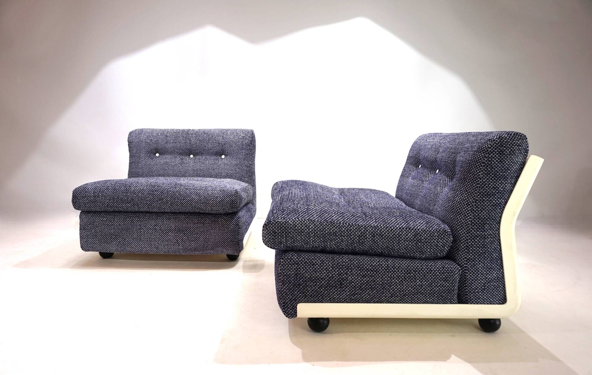 Set of 2 C&B Italia Amanta modular lounge chairs by Mario Bellini, 1970