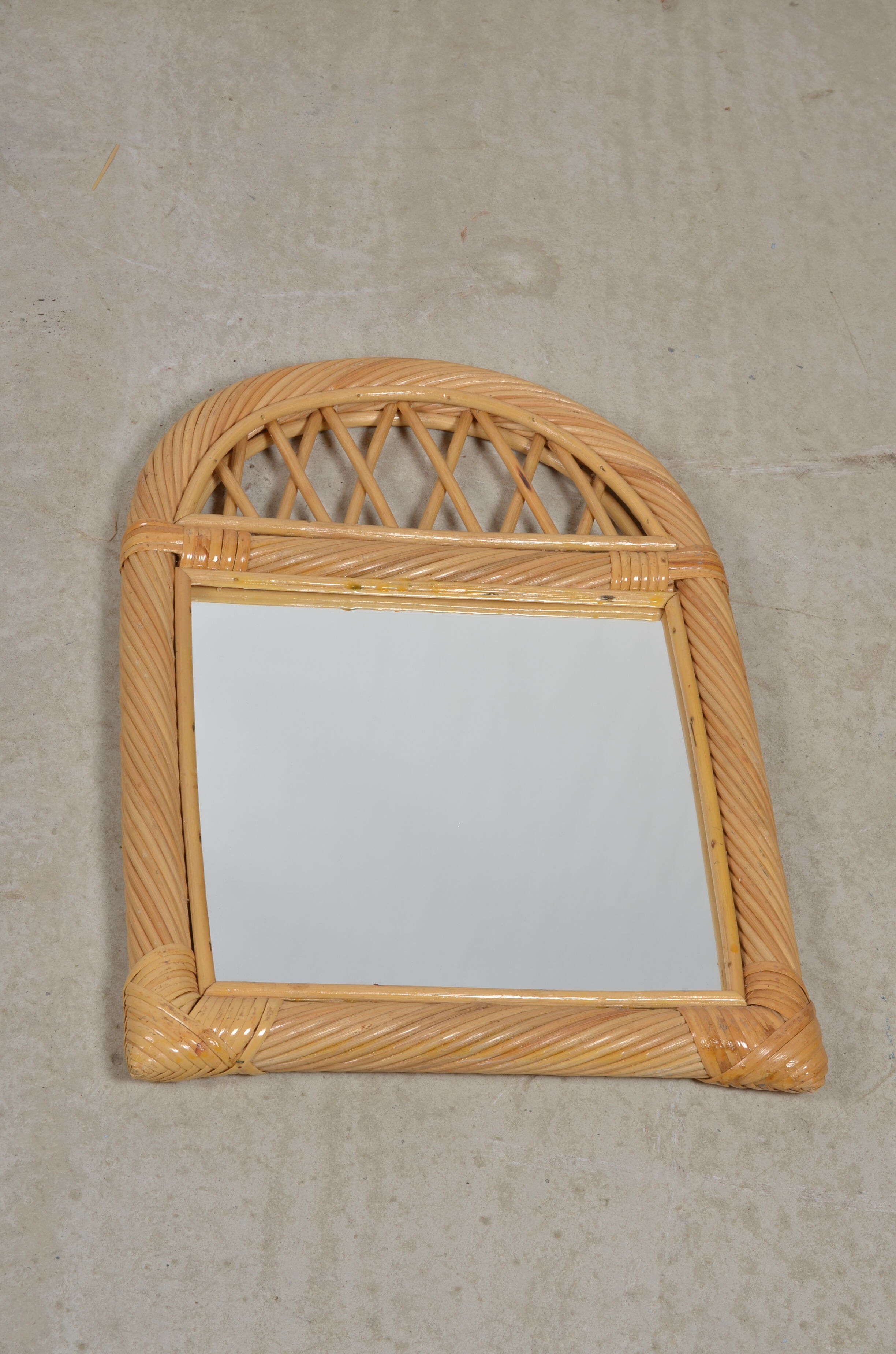 Rattan mirror 54 X 37 cm