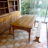 Large rustic table of 3.80m with its 2 benches.