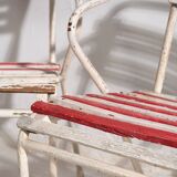 Anciennes chaises empilables d’extérieur (vers 1920). Ensemble de 2 pièces