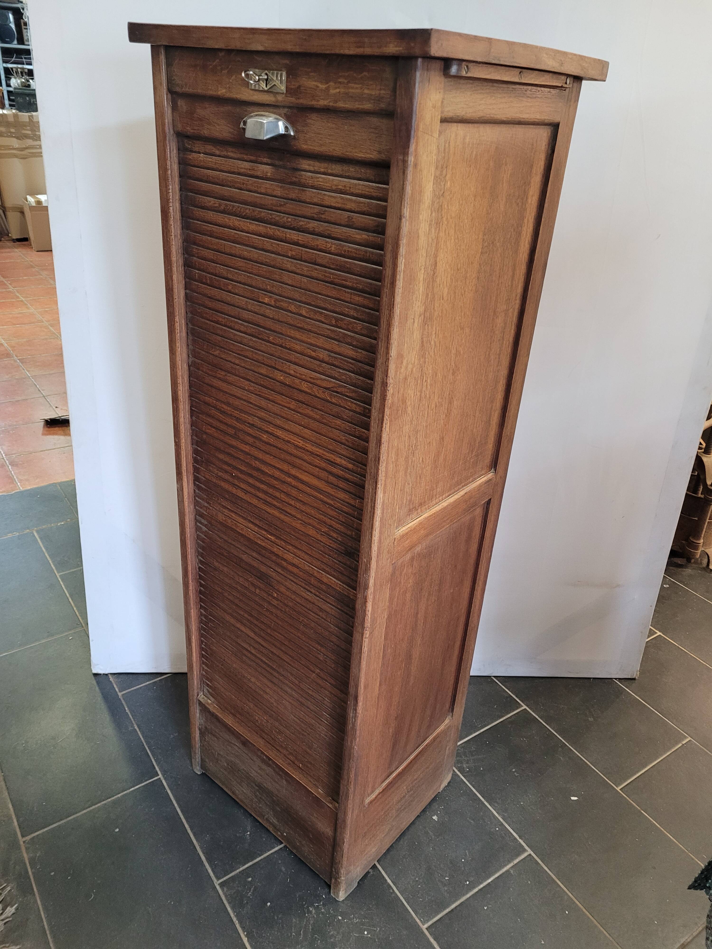 Old oak curtain binder