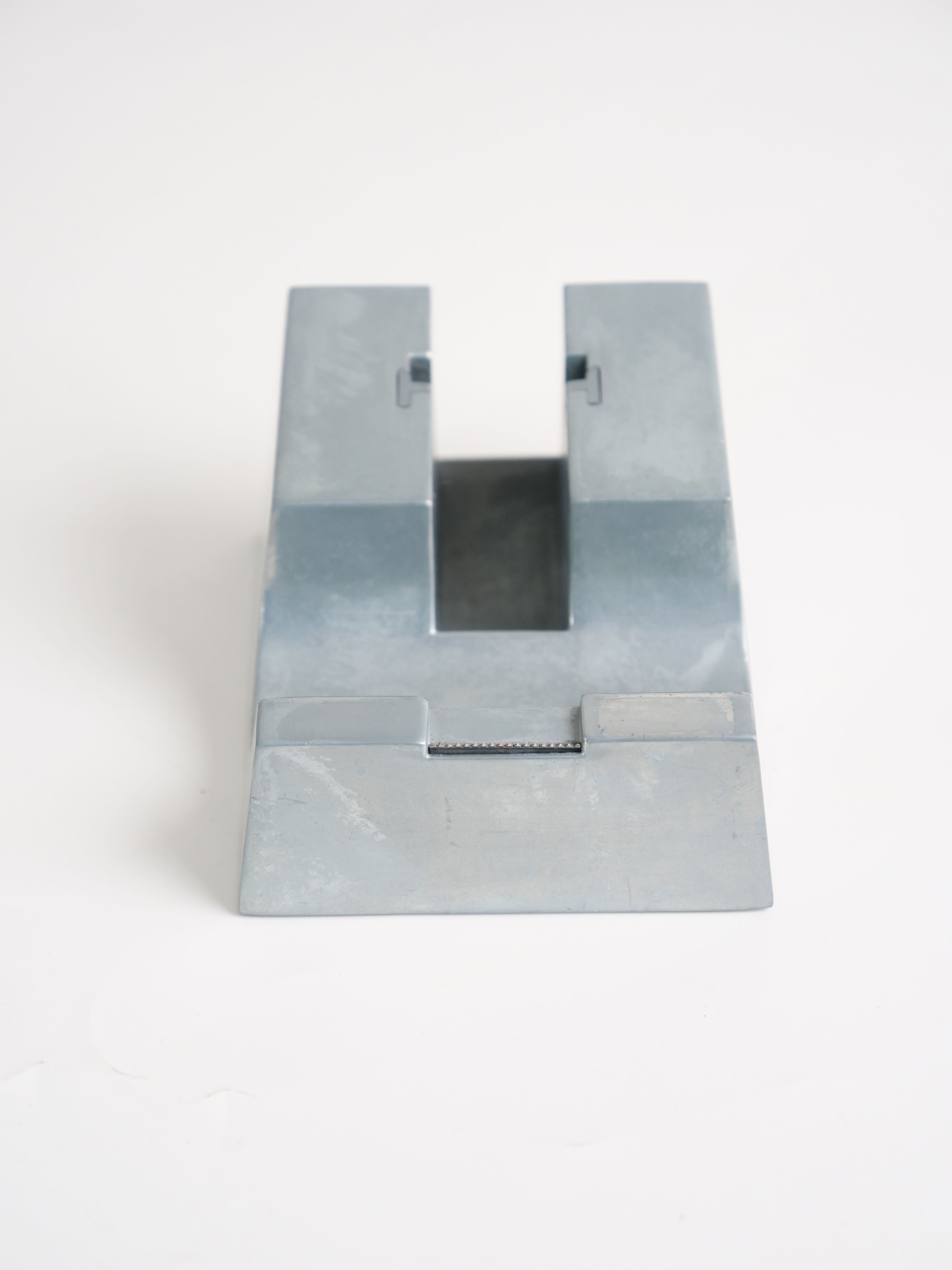 Aluminum design office accessories