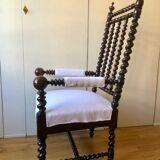 Fauteuil à haut dossier de style Louis XIII