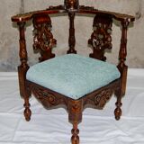 Neo-Renaissance corner armchair in carved walnut