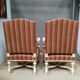Paire de fauteuils style regence
