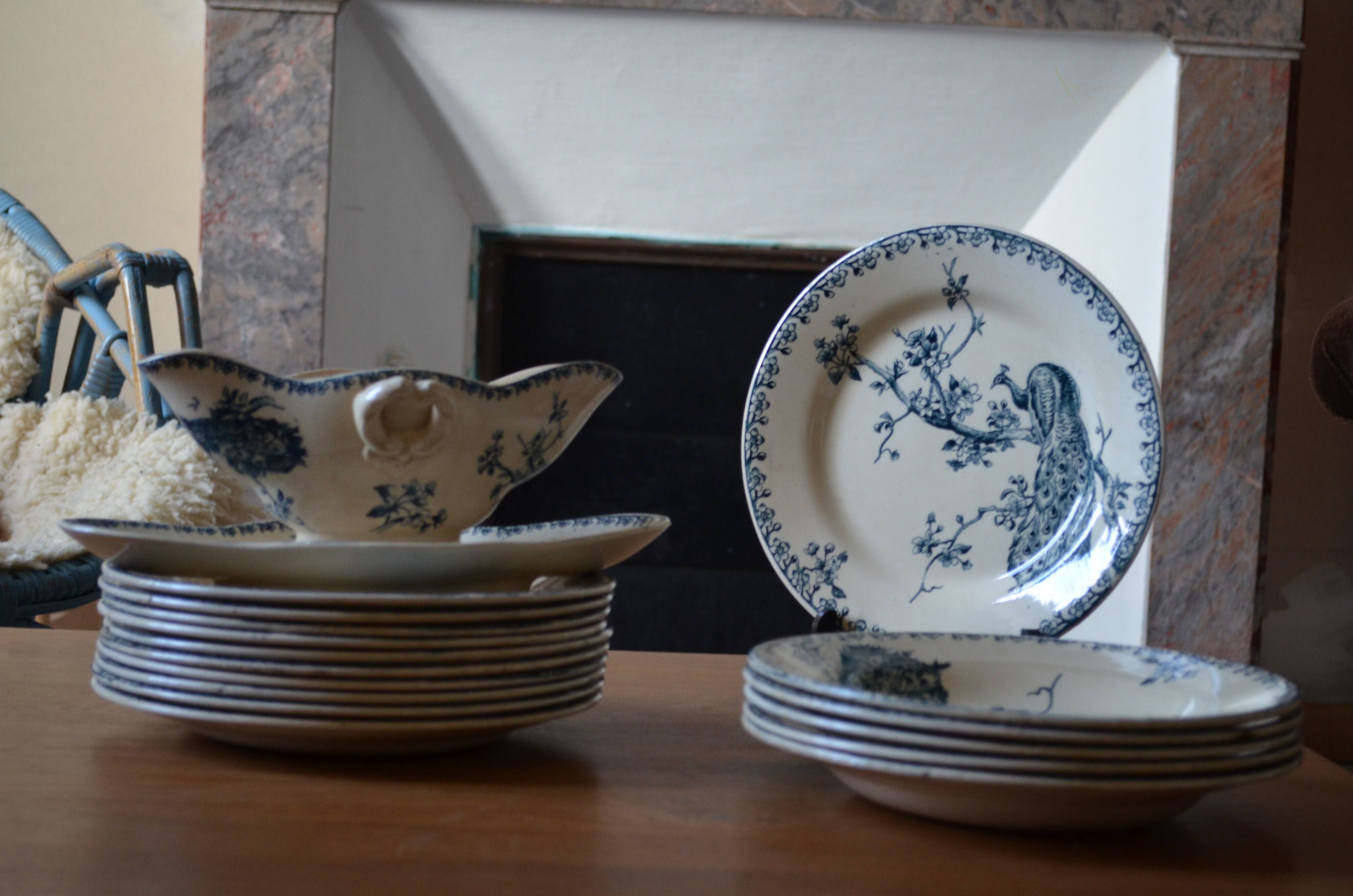 Iron earth peacock pattern service