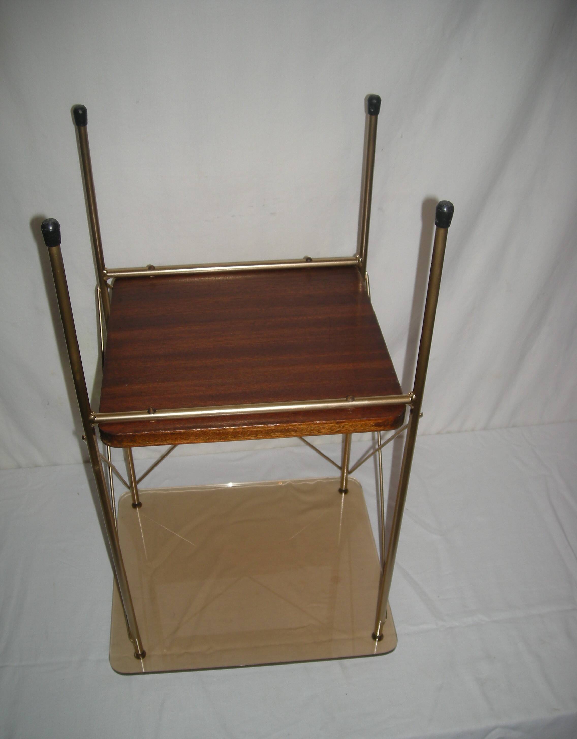 Meuble d' appoint ; de chevet des années 60