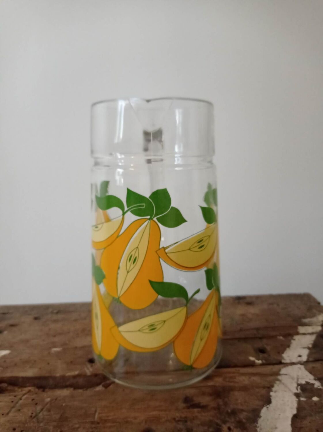 Fruit pattern decanter