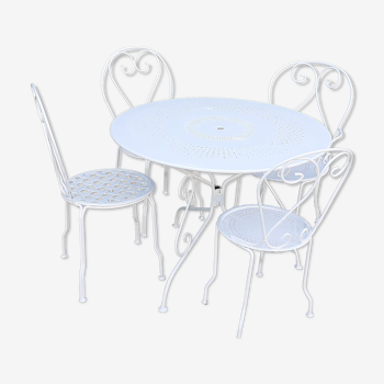 Garden furniture 1 table 3 chairs 1 armchair wrought iron old white