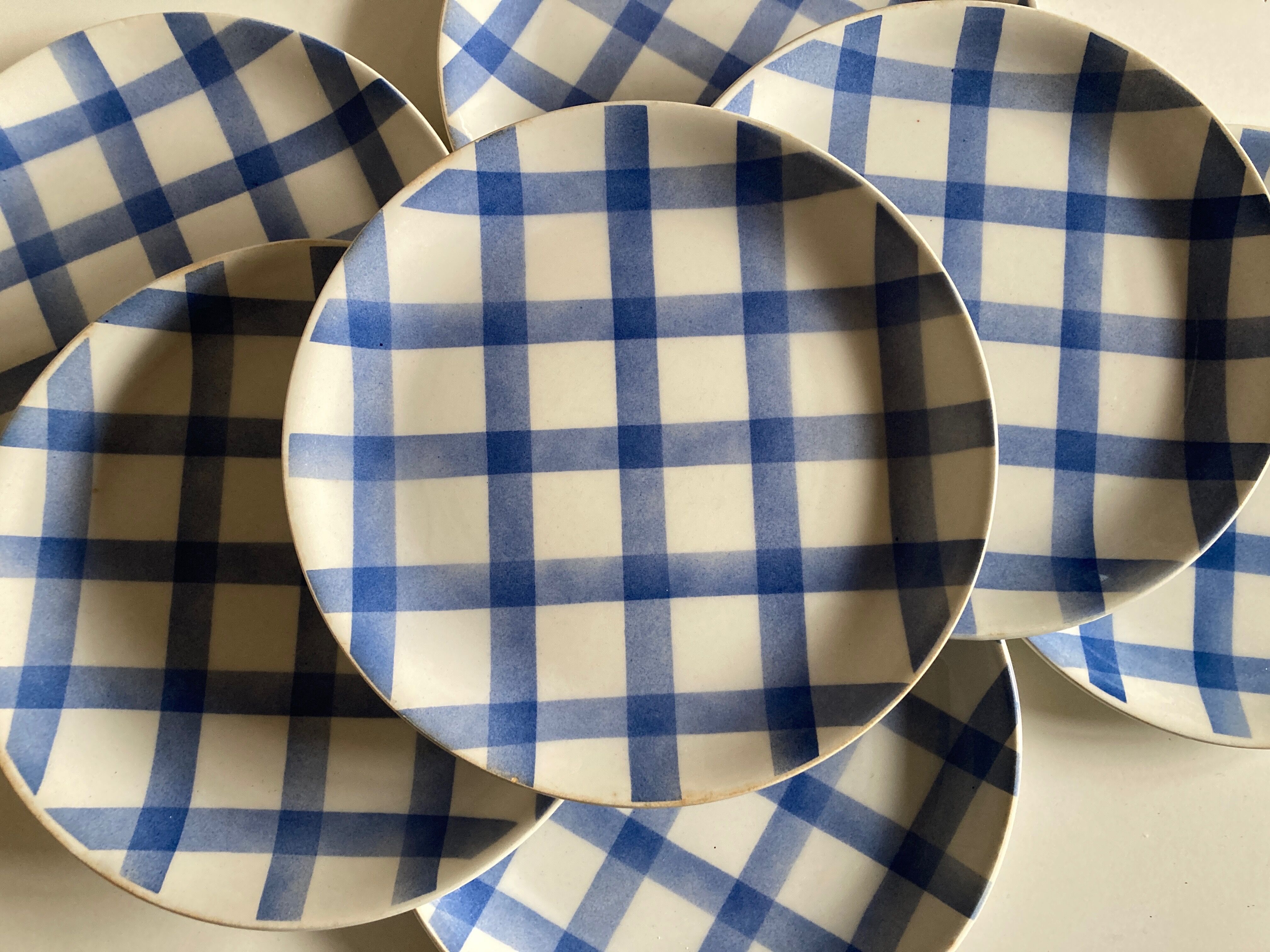 Set de 7 assiettes 1960 en faience vichy