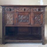 Buffet vaisselier néo-gothique