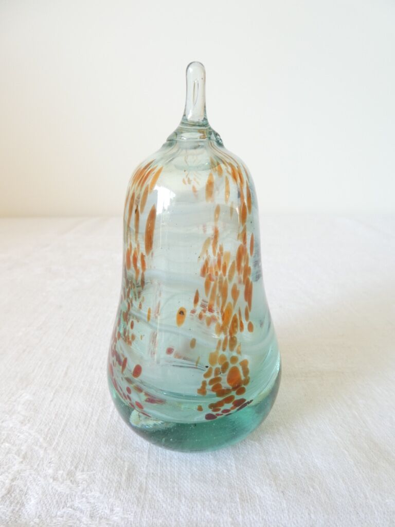 Sulphide / glass pear paperweight Mdina Islands of Malta