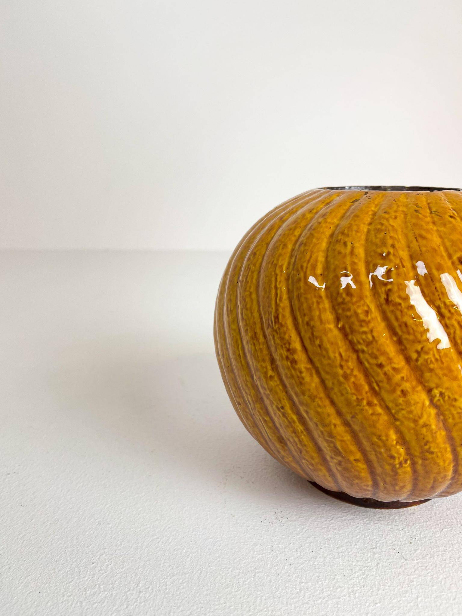 Rare pair of mid-century modern vases by Gunnar Nylund, Rörstrand, Sweden, 1940s.