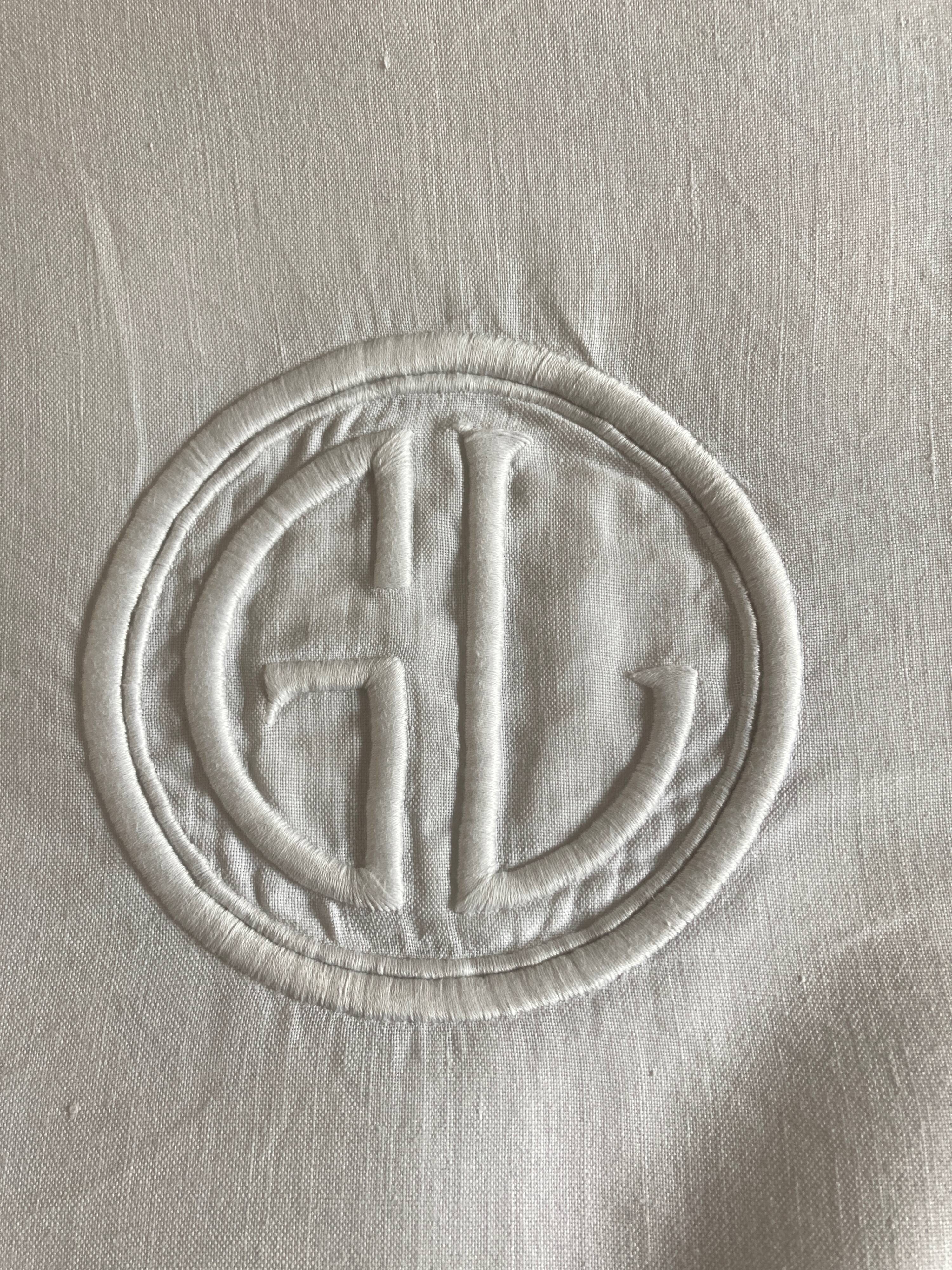 Modernist XL sheet in art deco linen thread L240