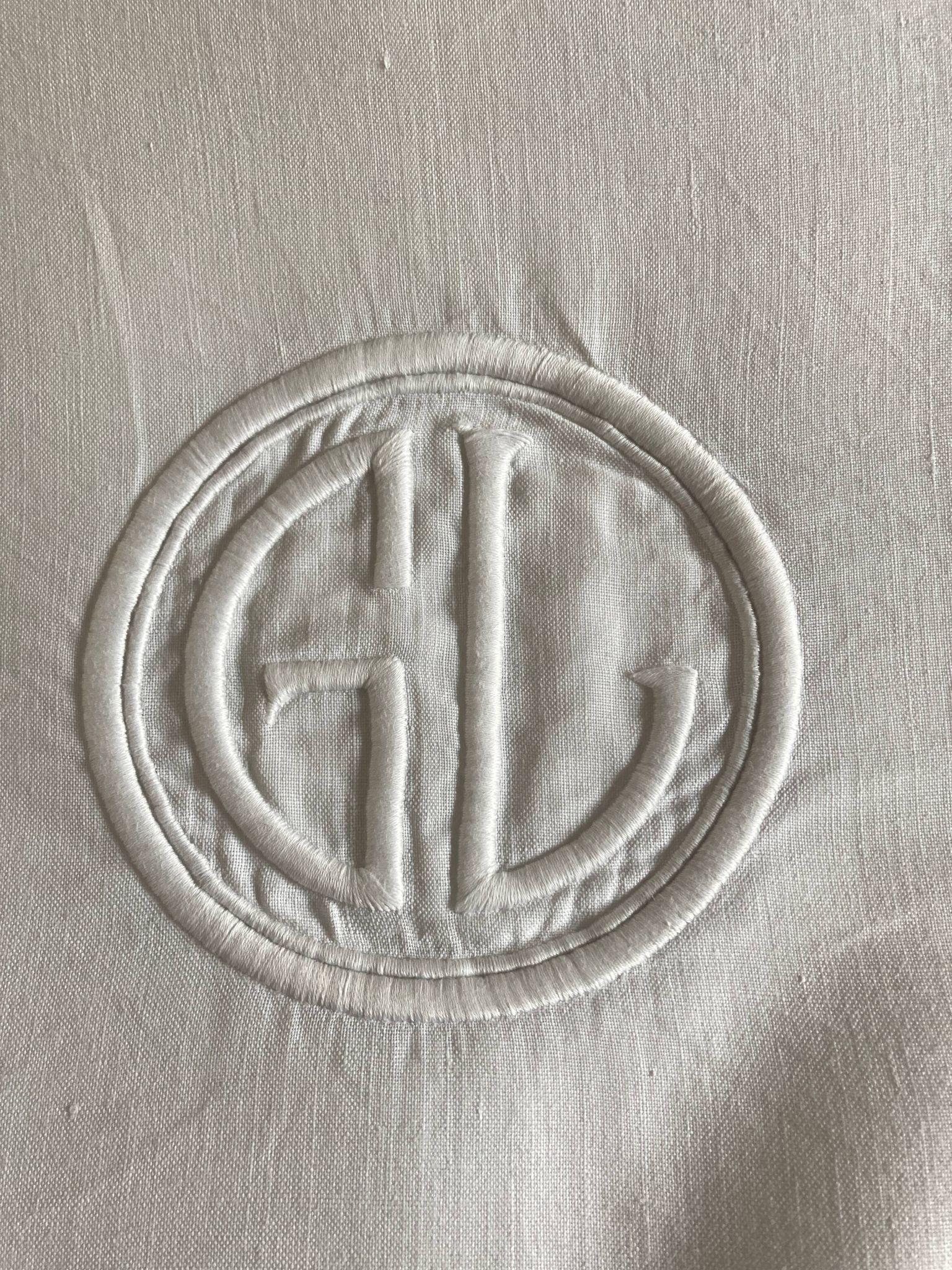 Modernist XL sheet in art deco linen thread L240