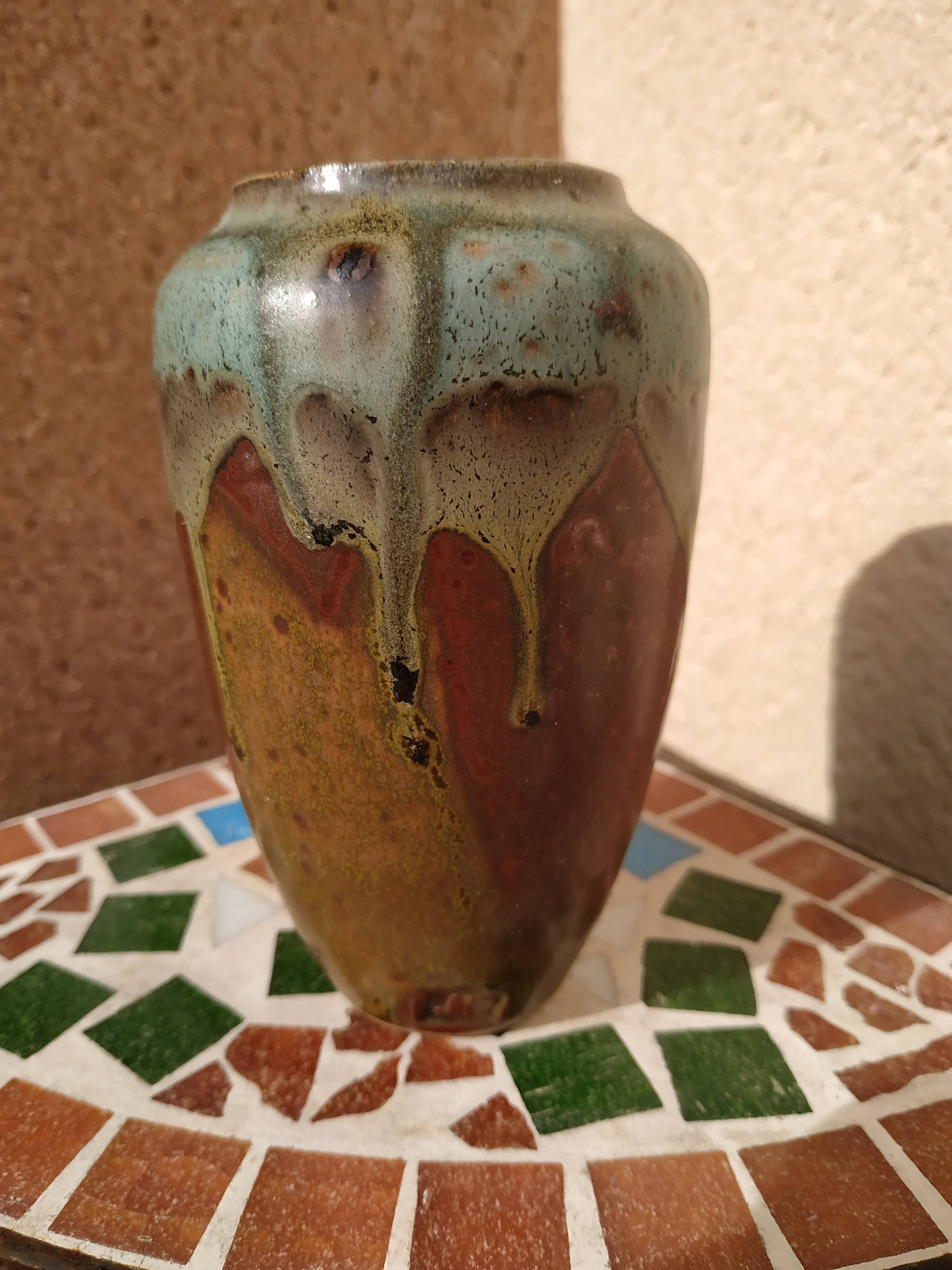 Pussaie sandstone vase by Jean Cacheleux