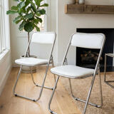 2 white folding chairs Civic