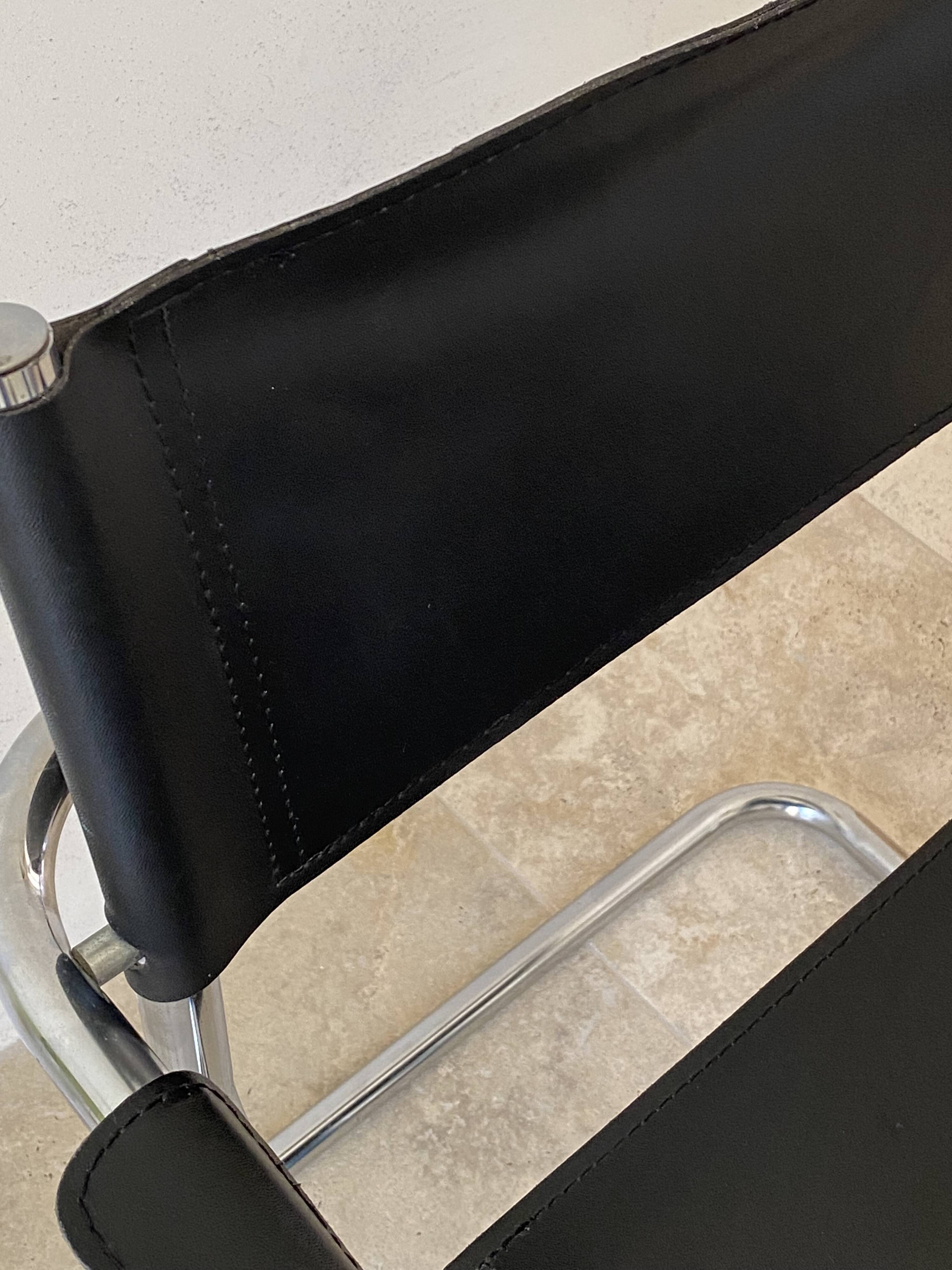 Bauhaus style cantilever chair, modernist vintage chrome.