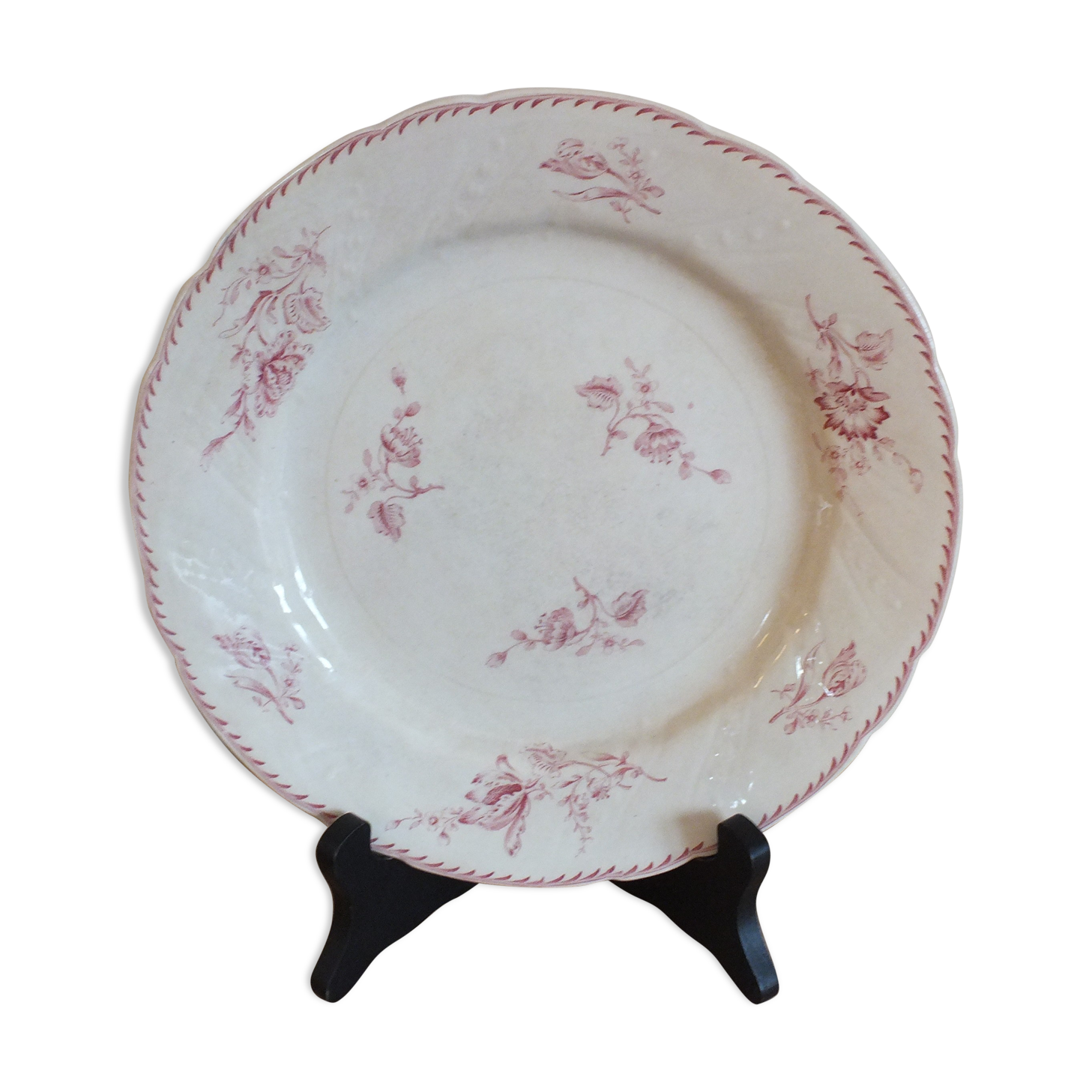 Assiette plate Lunéville KG du service Saxe rose en Terre de Fer