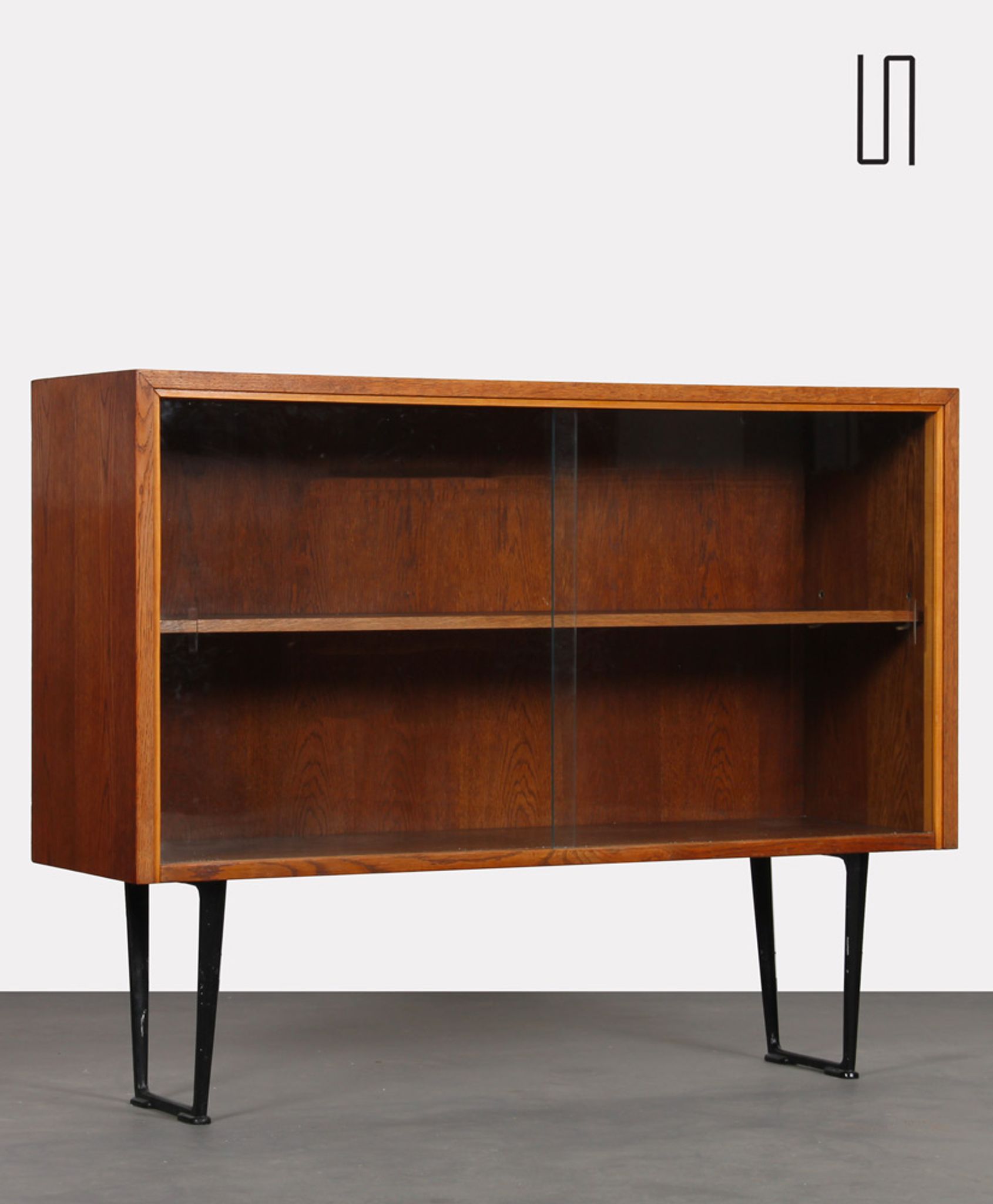Commode vintage en bois fabrication tchèque 1960