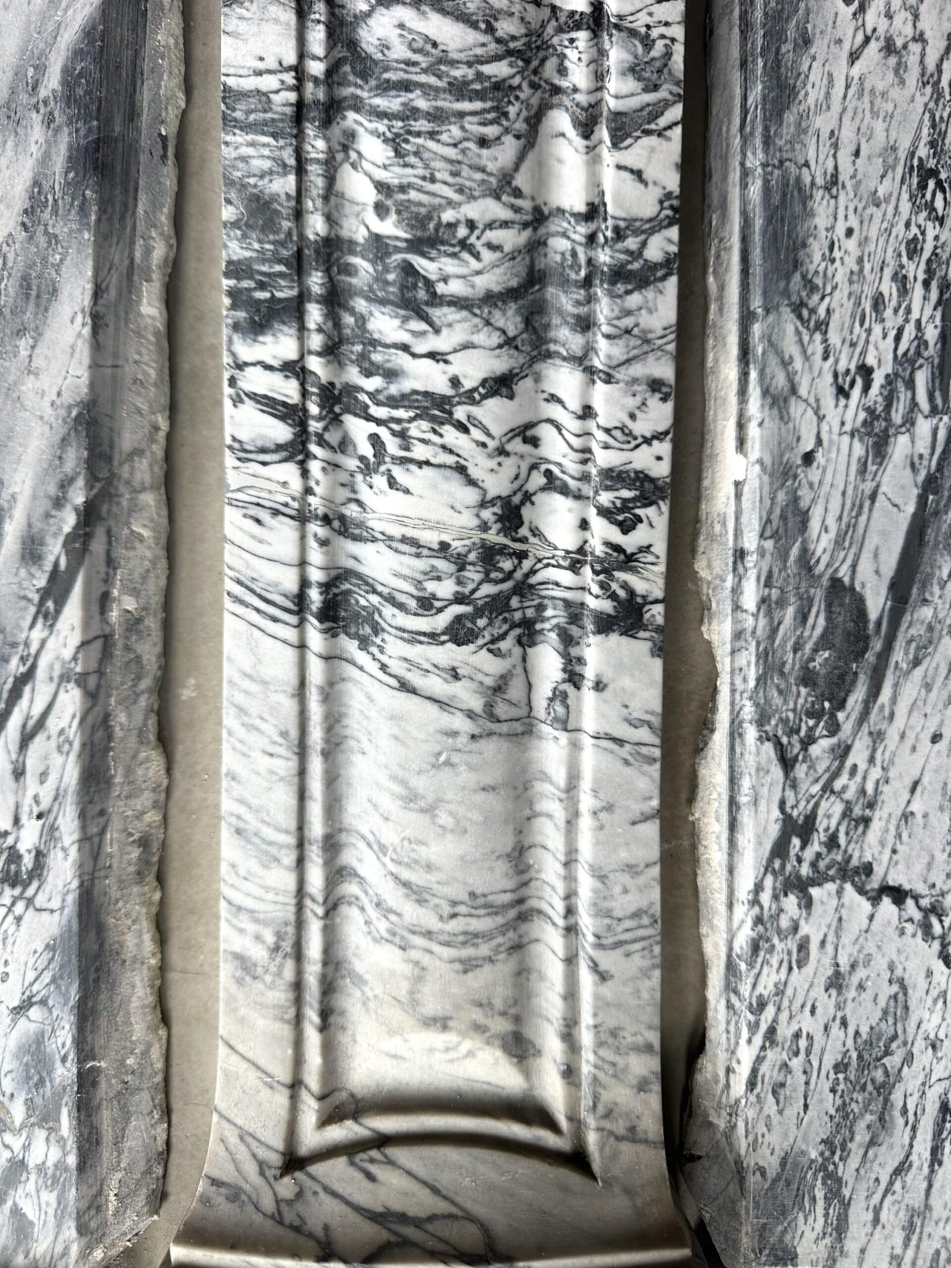 Pompadour fireplace in Louis XV style from around 1880 in blue floral marble.