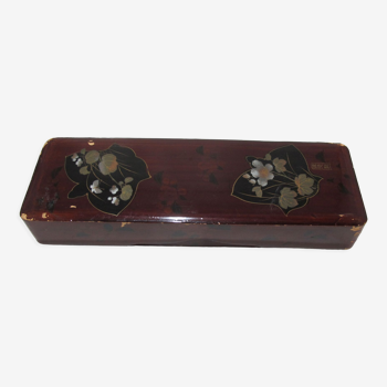 Old Japanese lacquered wooden box