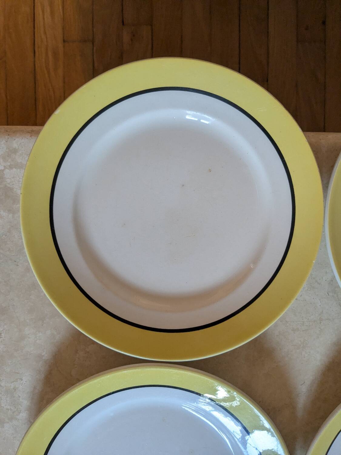 Six vintage dinner plates