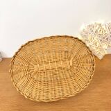 Natural wicker presentation basket