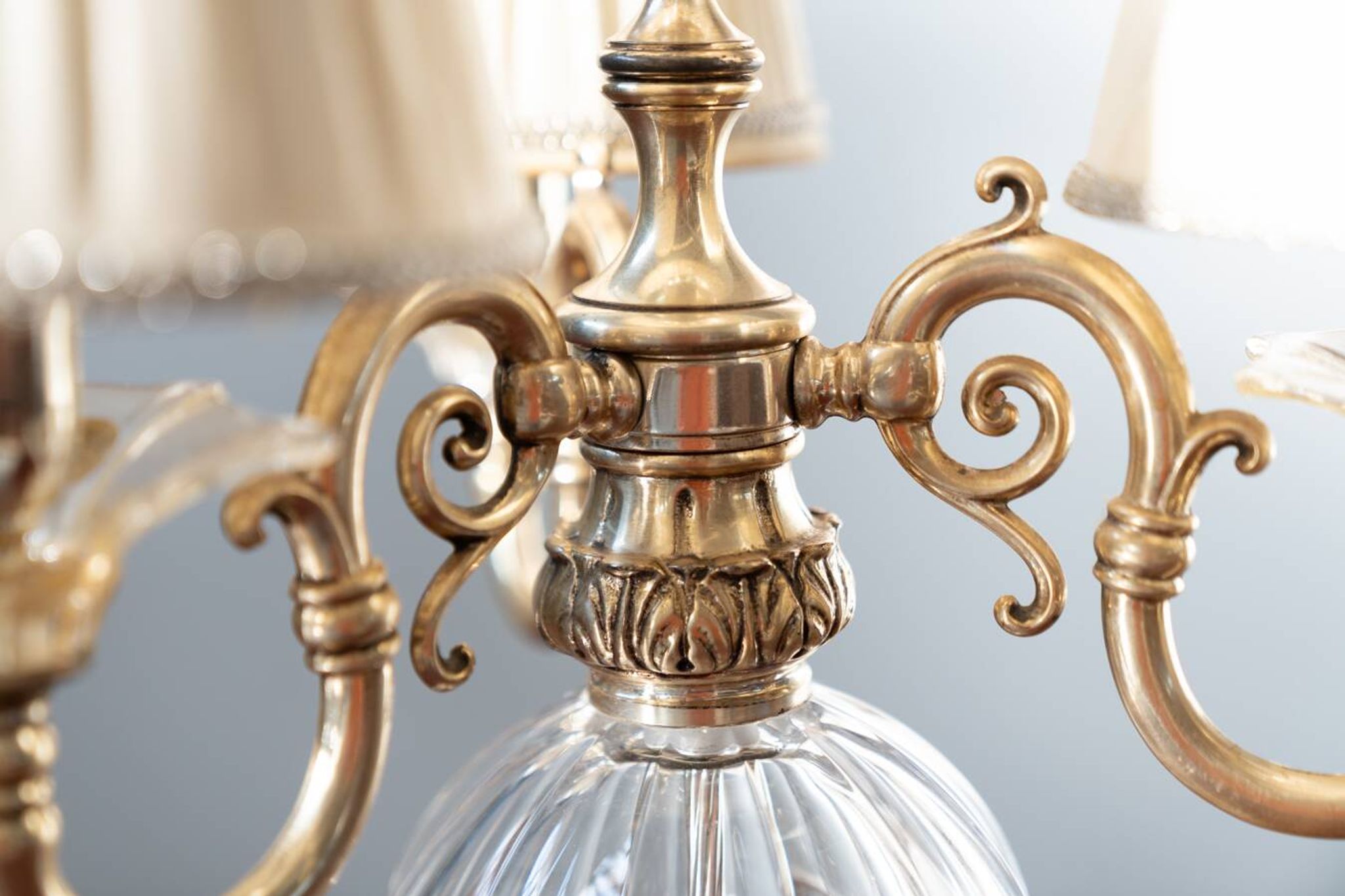 Delta Quattro 5-Light Crystal Table Lamp – Silver Finish