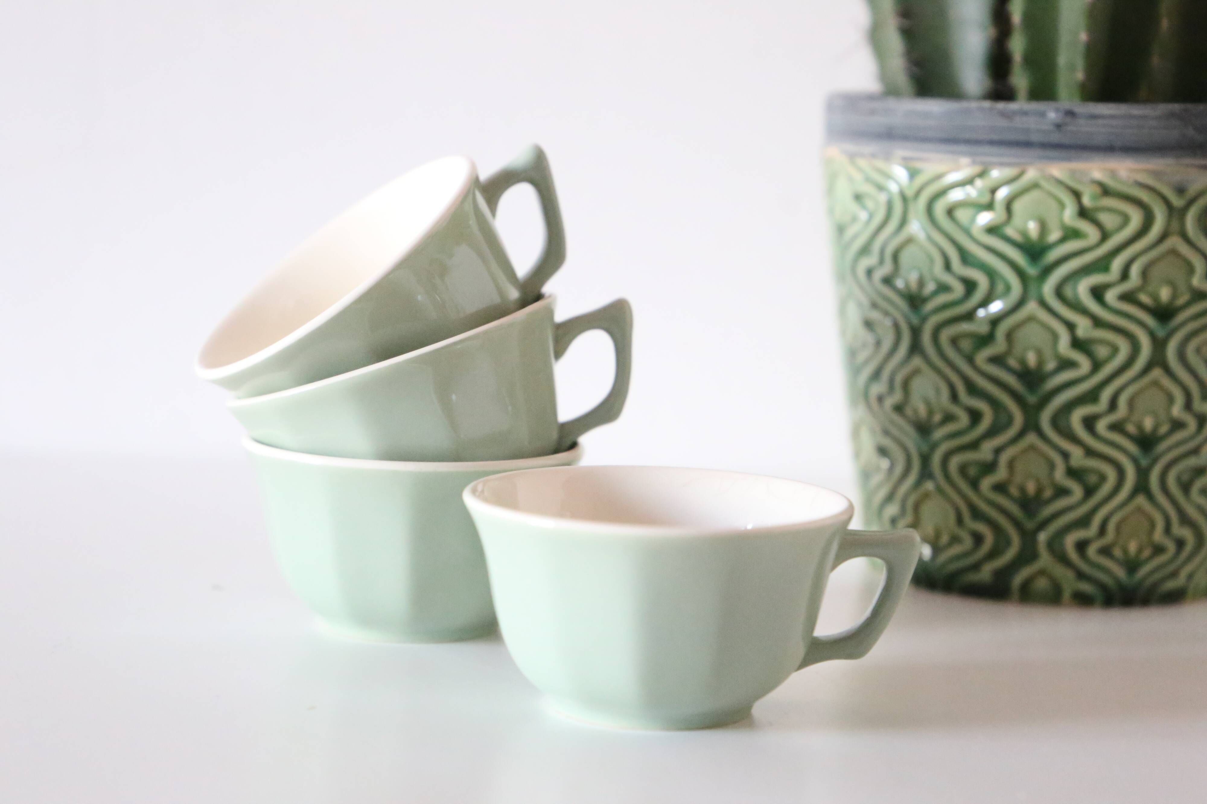 Ensemble de 4 tasses vertes et beiges Villeroy et Boch, vintage