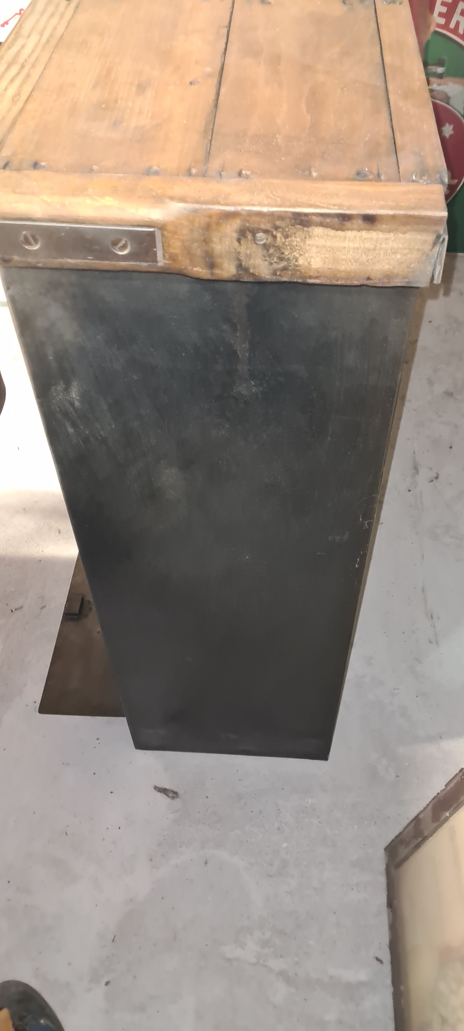 Furniture with valves