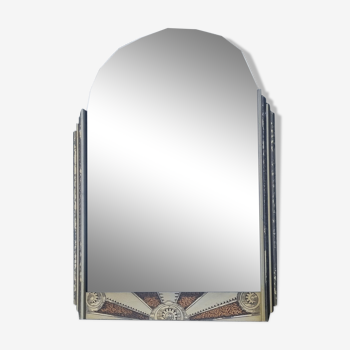 Miroir à suspendre des années 30, art déco, en bois ciselé, miroir biseauté
