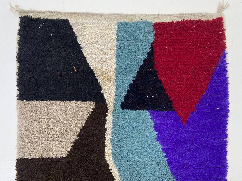 Handmade Moroccan rug 250cm x 150cm