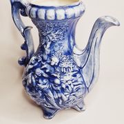 Large vase with antique decorations in relief, 30 cm