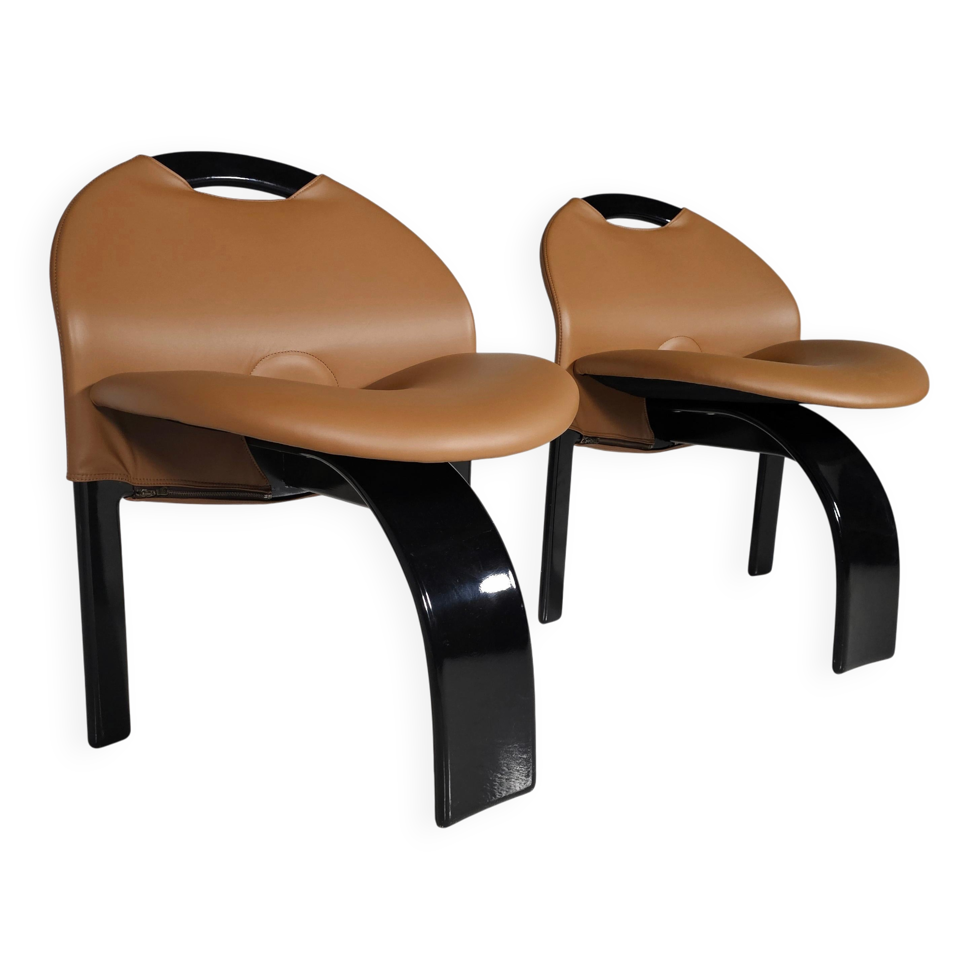 Set of 10 "Sail" dining chairs by Giovanni Offredi for Saporiti, 1973.